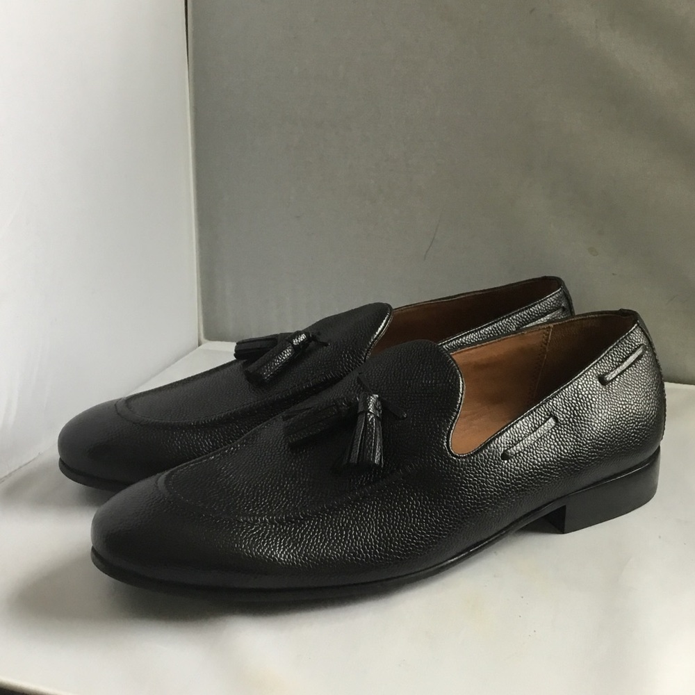 Allen Edmonds Black Pebbled Leather Tassel Loafers